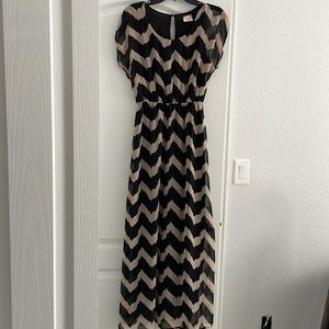 Long chevron print light polyester dress